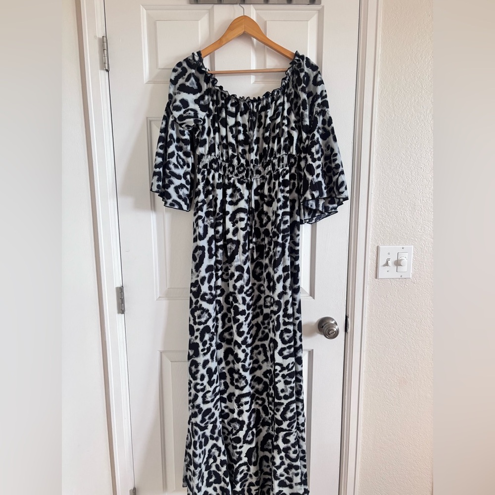 Women’s leopard print maxi dress